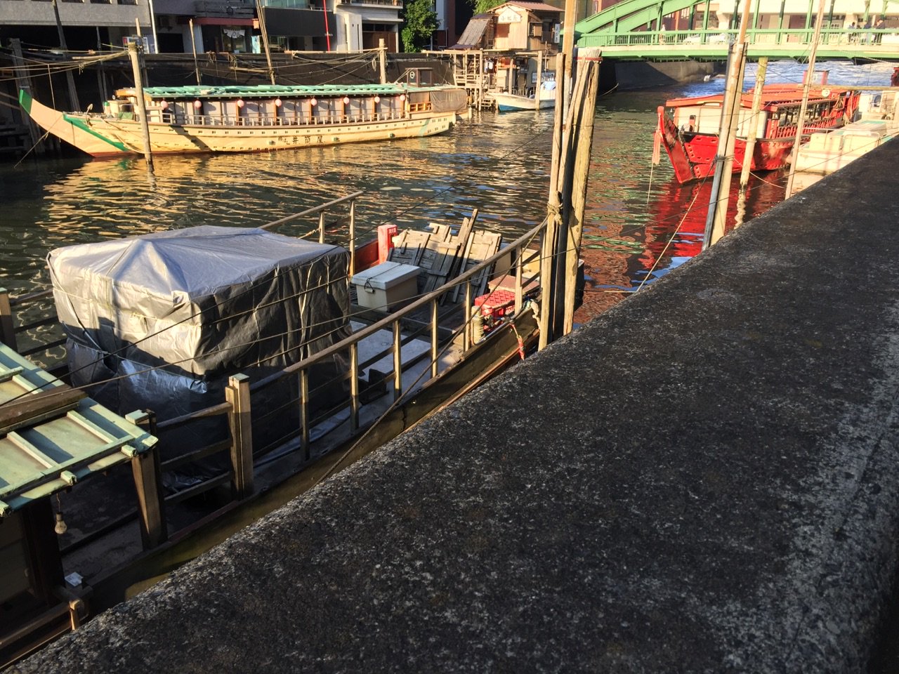 川と船 川と船