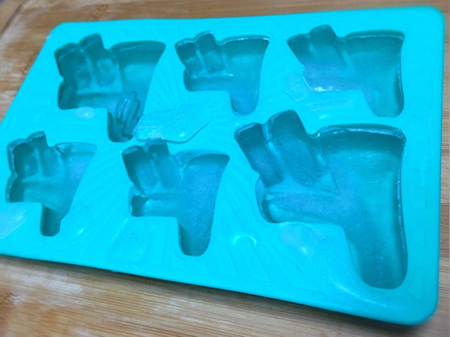 暑くなってきたので、ドドド製氷器の出番ッ!! ジョジョ風 擬音 漫画氷ドドド (Jojo_Comic_Ice - MemoWiki) 暑くなってきたので、ドドド製氷器の出番ッ!! ジョジョ風 擬音 漫画氷ドドド (Jojo_Comic_Ice - MemoWiki)