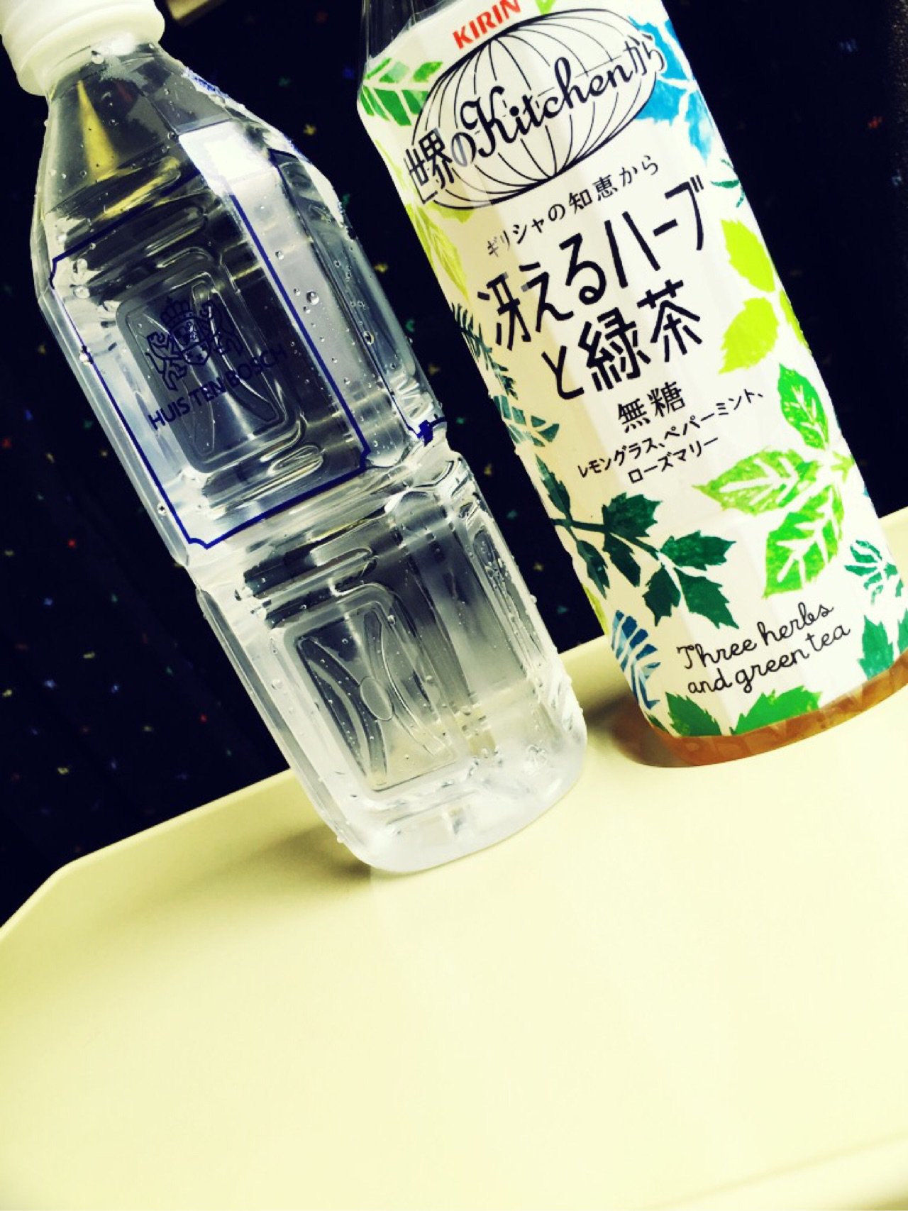 ハウステンボスのミネラルウォーター、よく飲んだなぁ。1本100円なのもありがたい。 ハウステンボスのミネラルウォーター、よく飲んだなぁ。1本100円なのもありがたい。