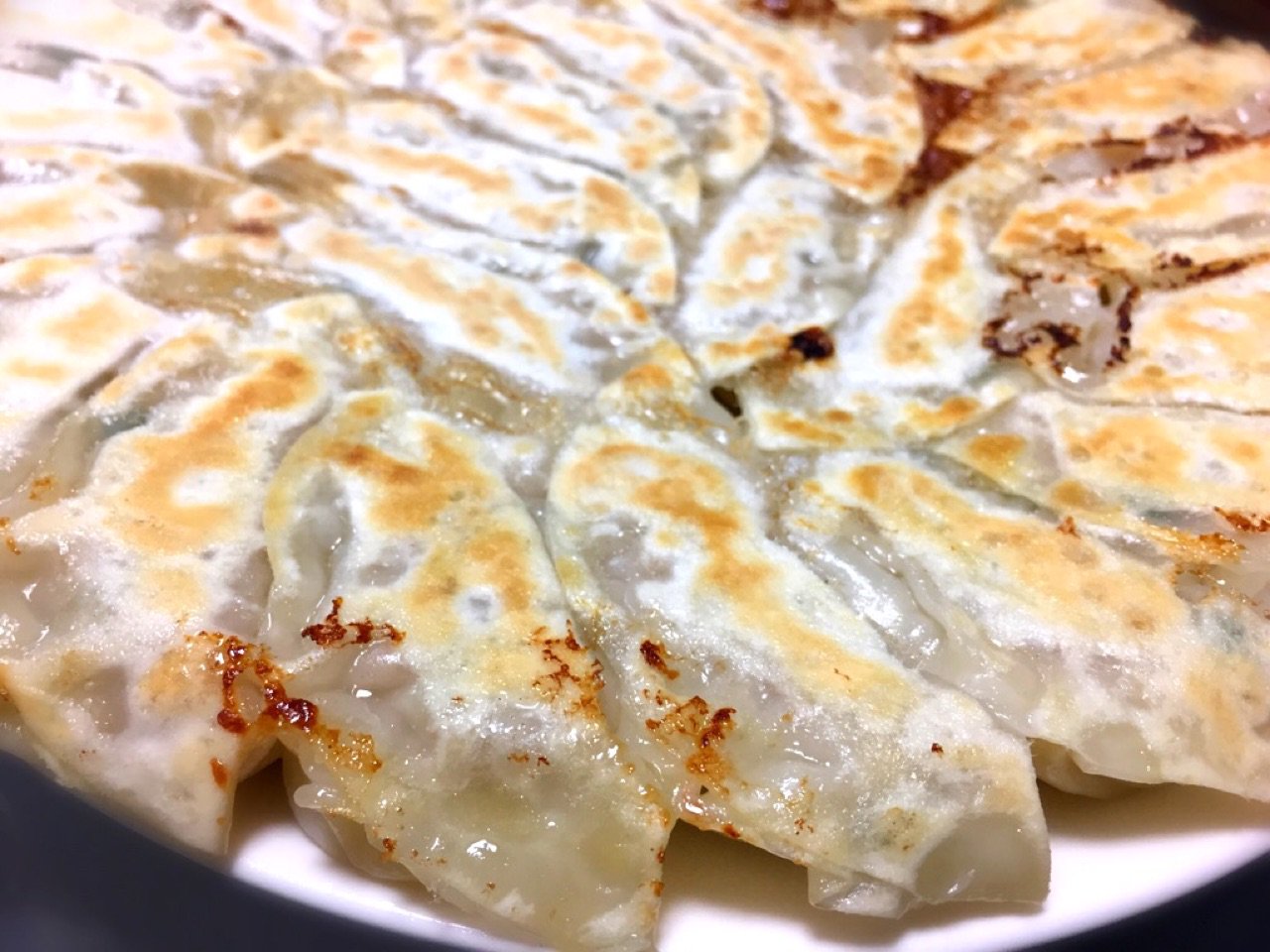 餃子。 餃子。