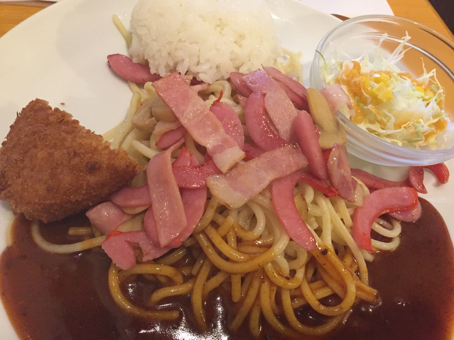 名古屋名物あんかけスパゲッティ、ミラネーズ。 (@ フルット in 名古屋市, 愛知県) 名古屋名物あんかけスパゲッティ、ミラネーズ。 (@ フルット in 名古屋市, 愛知県)