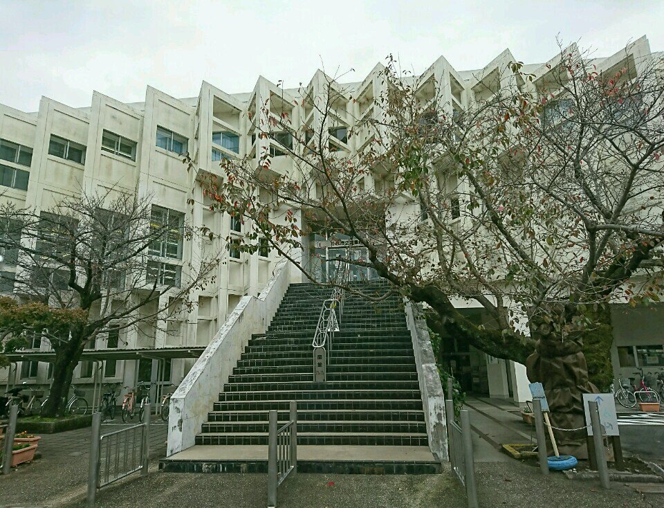 I'm at 小牧市立図書館 in 小牧市, 愛知県 I'm at 小牧市立図書館 in 小牧市, 愛知県