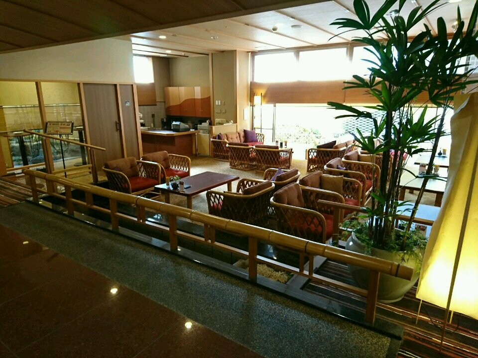 #1F カフェテラス 花雲水。今はちゃんと分煙されてる。(・∀・)いいね! (@ 湯元館 in 大津市, 滋賀県) #1F カフェテラス 花雲水。今はちゃんと分煙されてる。(・∀・)いいね! (@ 湯元館 in 大津市, 滋賀県)
