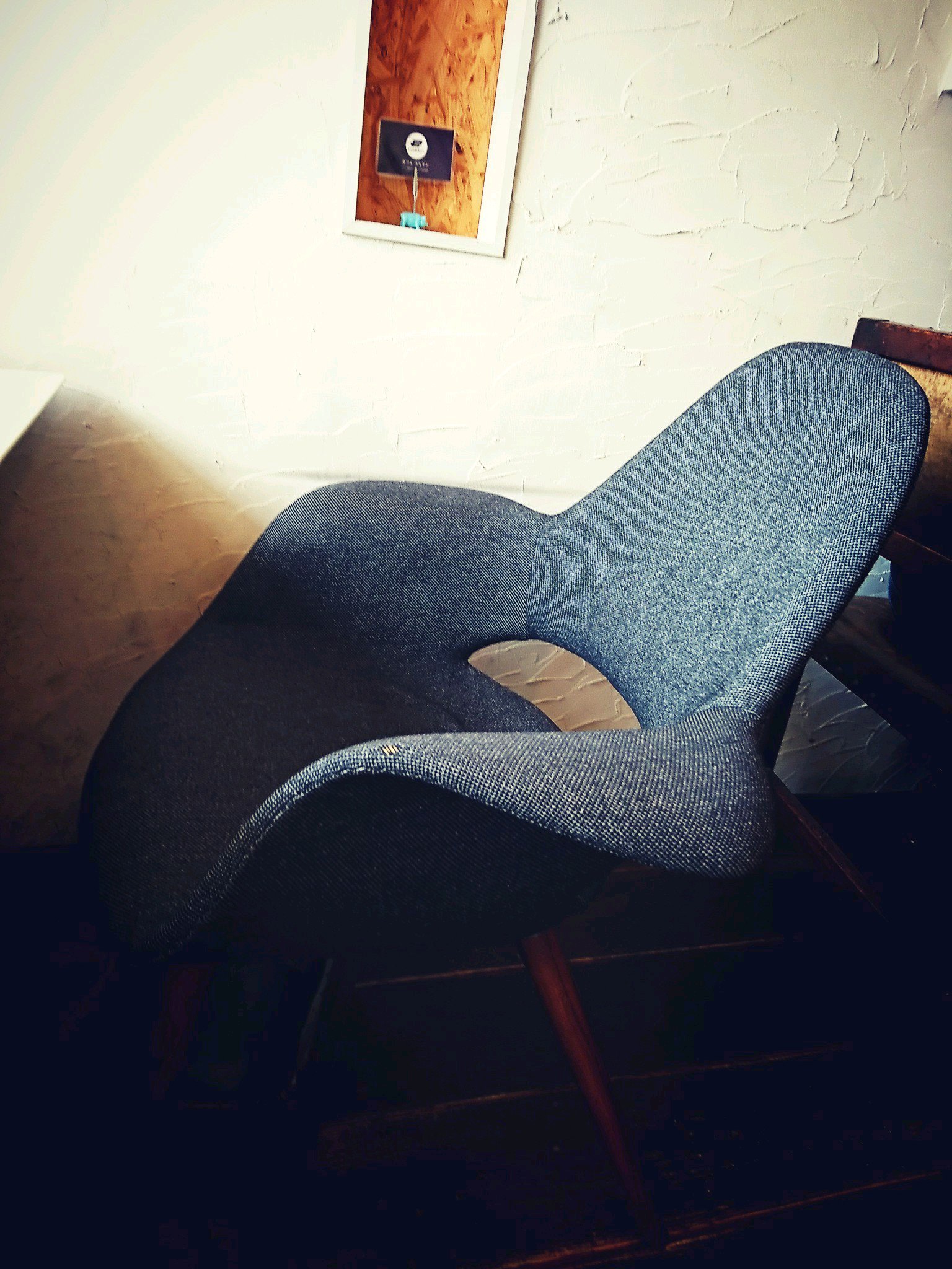 Eames Organic Chair (@ Cafe BERGEN in 春日井, 愛知) Eames Organic Chair (@ Cafe BERGEN in 春日井, 愛知)