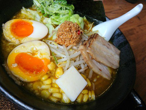 よくばりカレーらーめん うまこく (゚д゚)ウマー (@ 麺屋ここいち 北区新沼町店 in 名古屋市北区, 愛知県) よくばりカレーらーめん うまこく (゚д゚)ウマー (@ 麺屋ここいち 北区新沼町店 in 名古屋市北区, 愛知県)