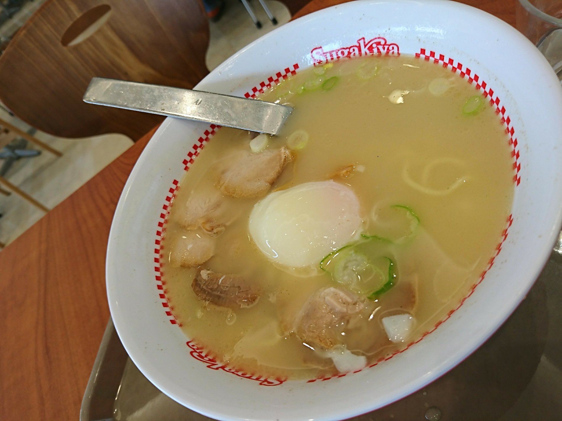特製ラーメン。寿がきやのいわゆる全部乗せ。 (@ スガキヤ 扶桑イオンモール店 in 扶桑町, 愛知県) 特製ラーメン。寿がきやのいわゆる全部乗せ。 (@ スガキヤ 扶桑イオンモール店 in 扶桑町, 愛知県)