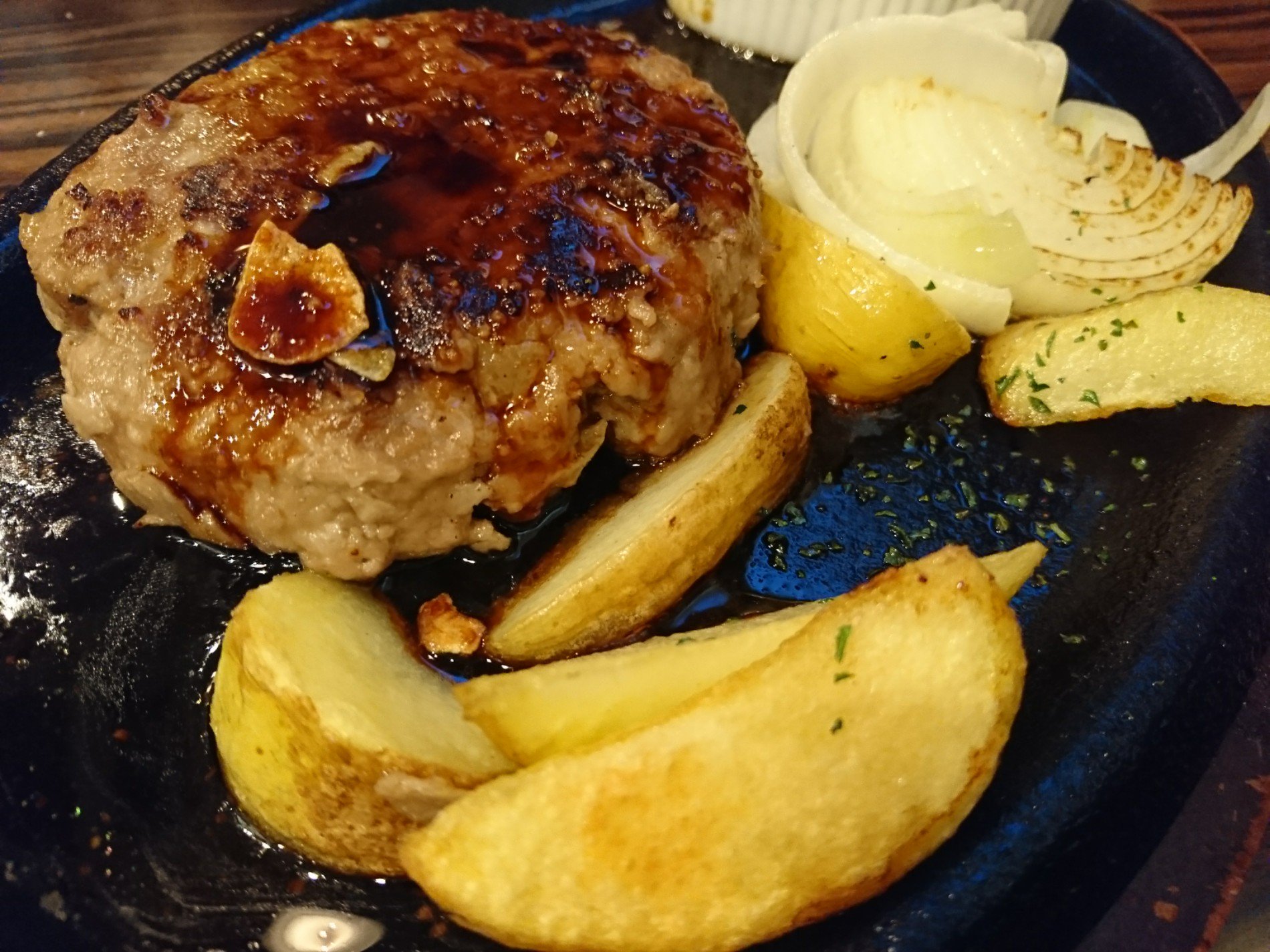 ハンバーグ (゚д゚)ウマー (@ BAQET エアポートウォーク店 in 西春日井郡, 愛知県) ハンバーグ (゚д゚)ウマー (@ BAQET エアポートウォーク店 in 西春日井郡, 愛知県)