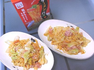 ラーメンパスタ 鶏がら仕立てのトマトソース